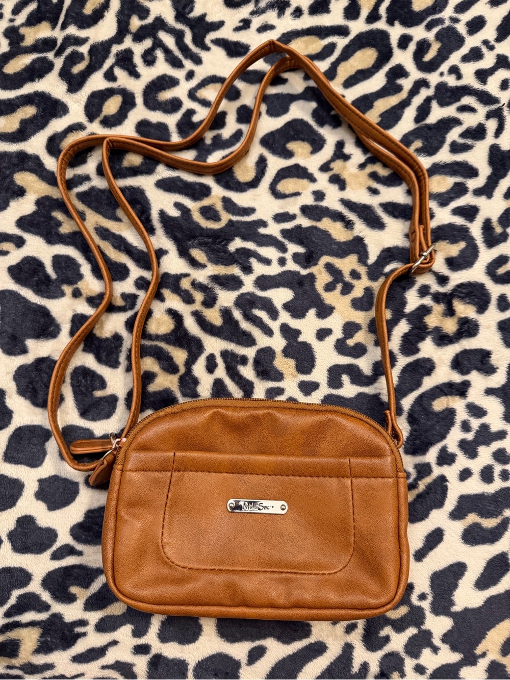MultiSac brown leather crossbody bag with adjustable strap #crossbody #leather